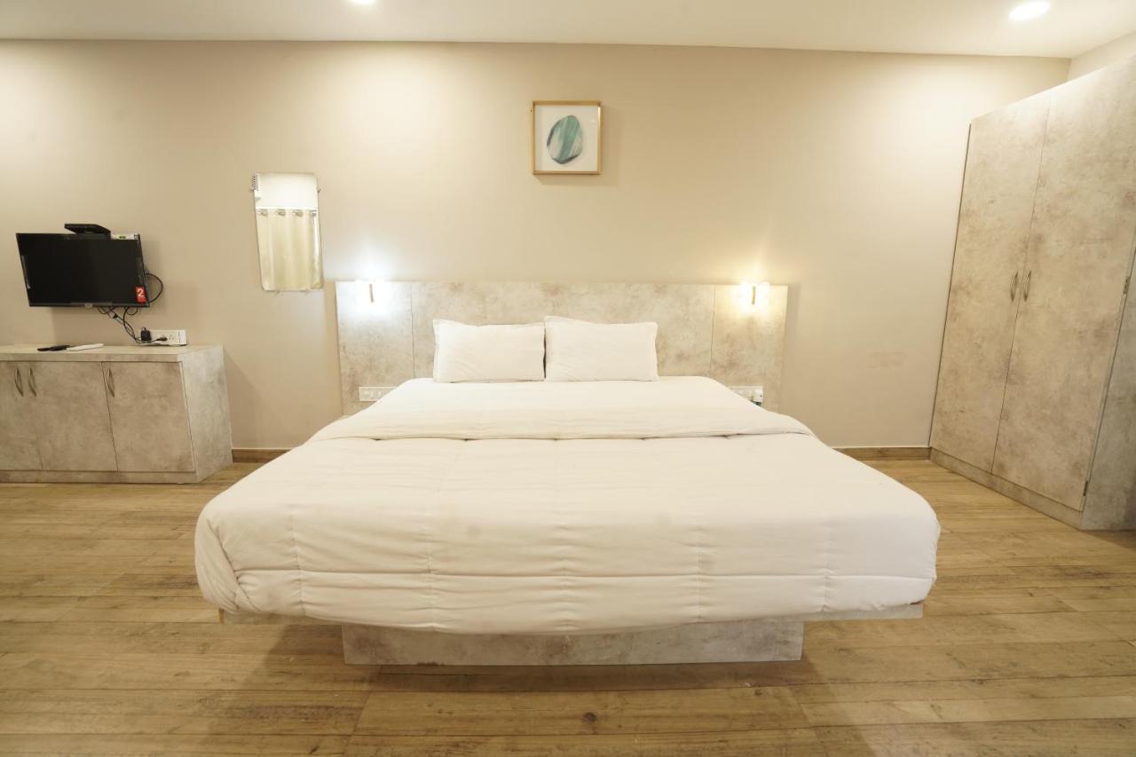 Hotel Trp Bliss Nizamabad 외부 사진