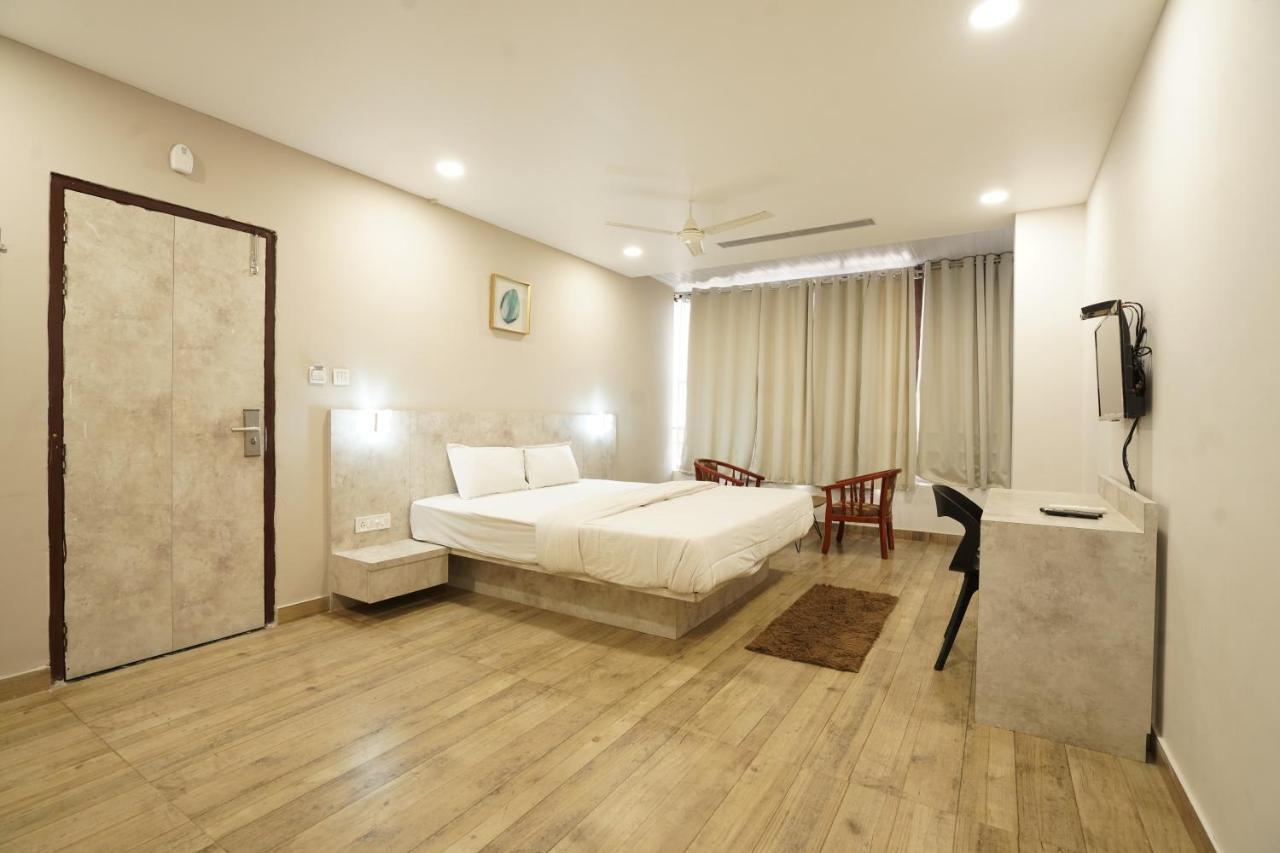 Hotel Trp Bliss Nizamabad 외부 사진
