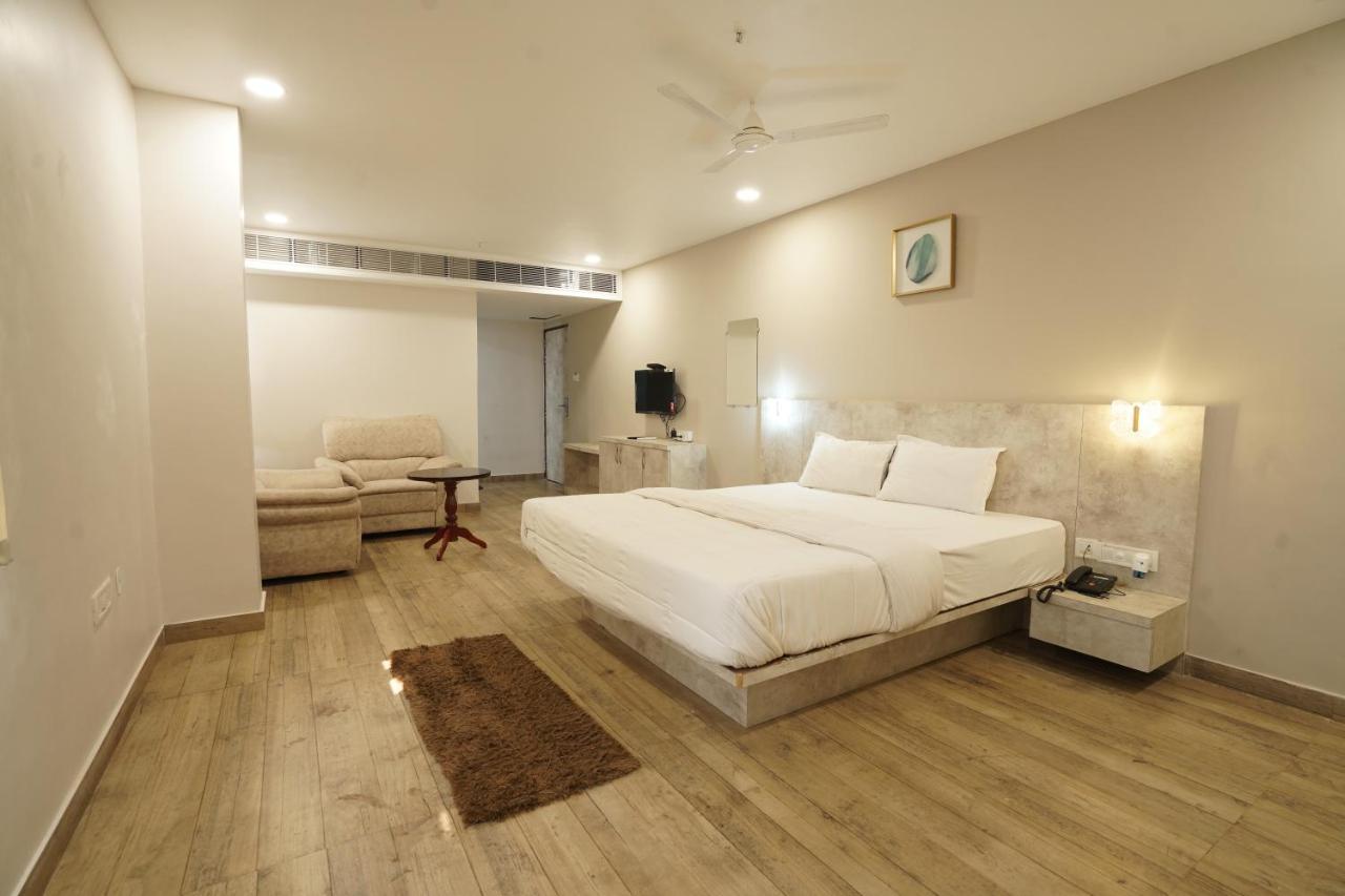 Hotel Trp Bliss Nizamabad 외부 사진