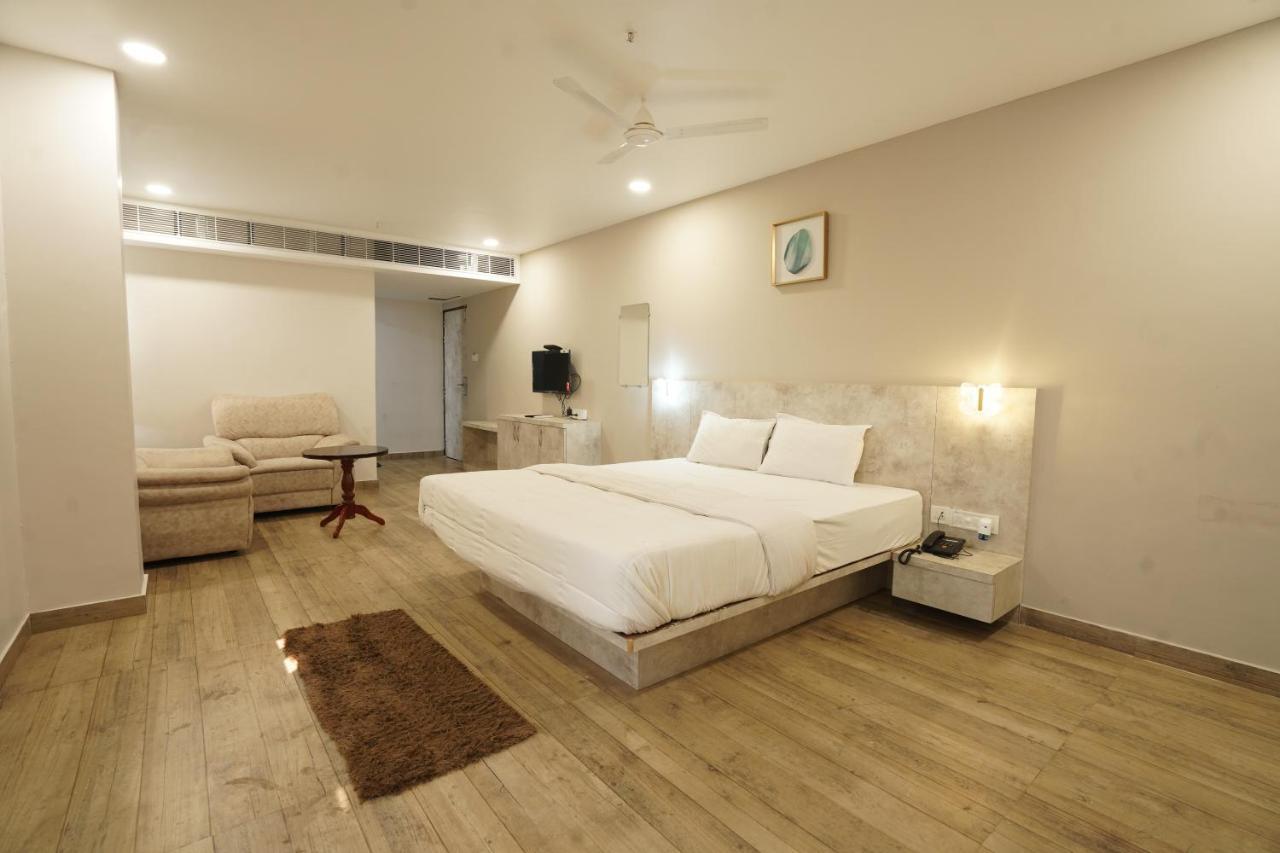 Hotel Trp Bliss Nizamabad 외부 사진